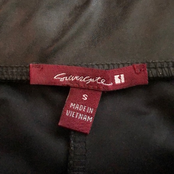 A totally cool vegan leather black peplum skirt. - Picture 4 of 6